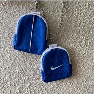 ‼️SOLD‼️Nike- Frankie collective reworked